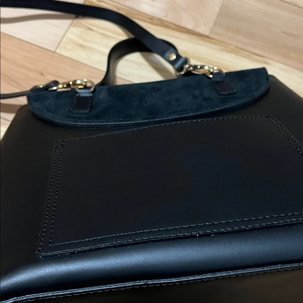 Chic Black Leather Satchel - Picture 9 of 17